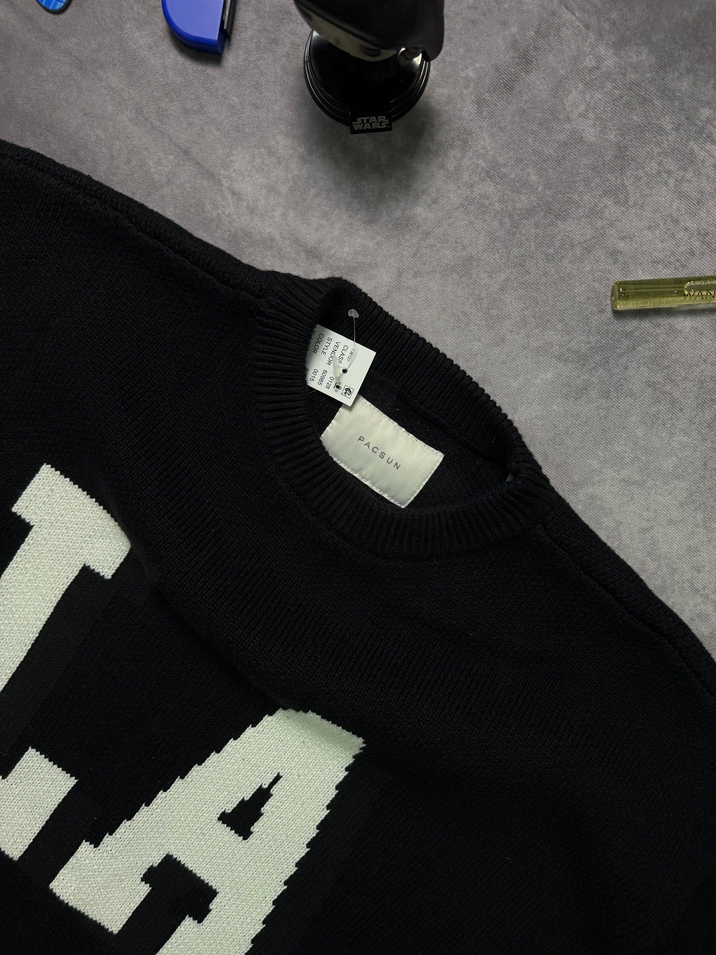 LONG SLEEVE BLACK/LA PACSUN