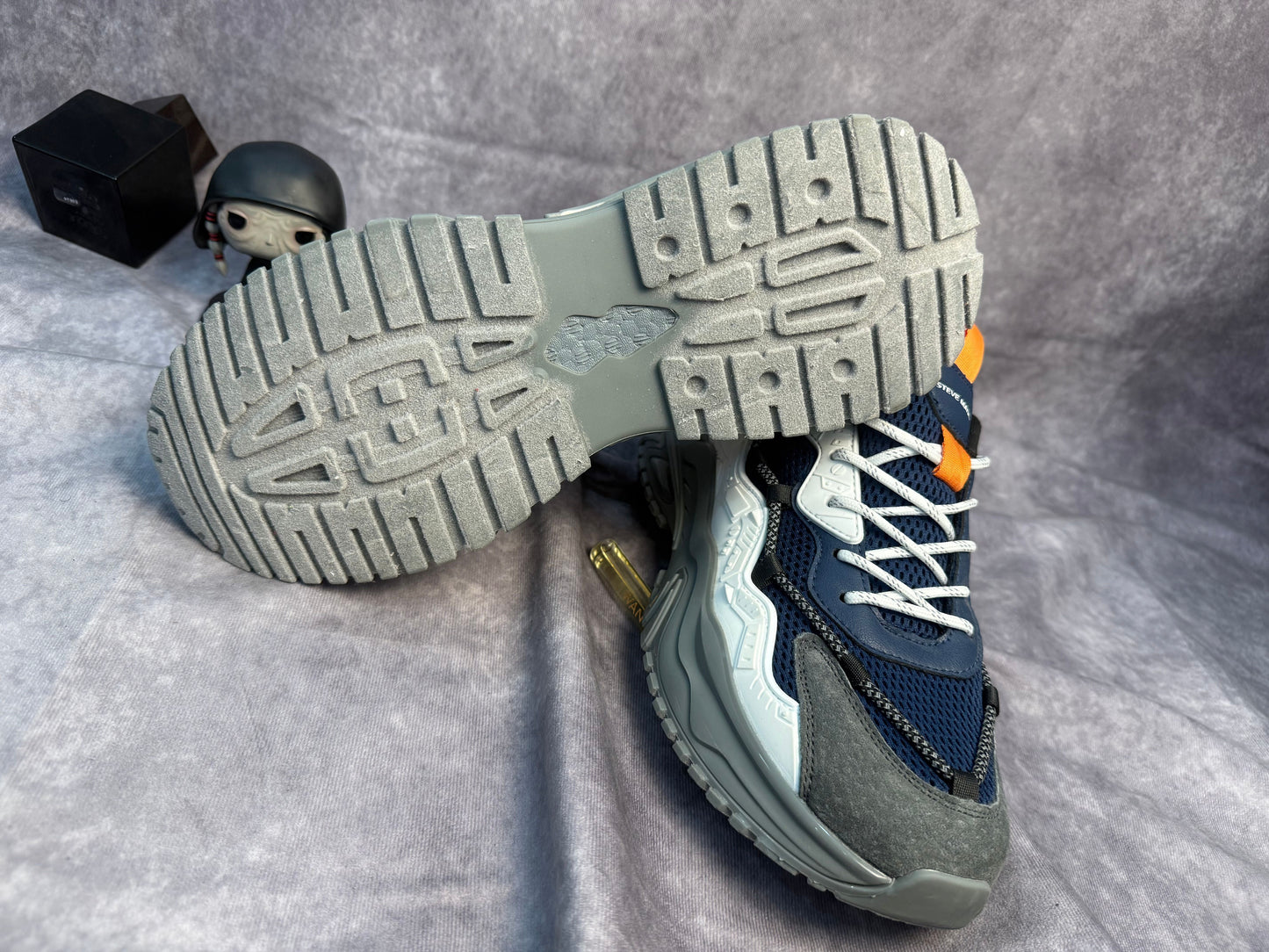 STEVE MADDEN BARIES