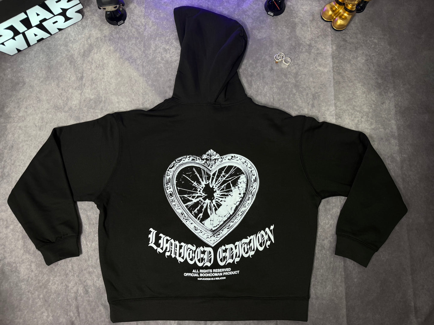 Oversized Boxy Gothic Heart Locket Graphic Hoodie