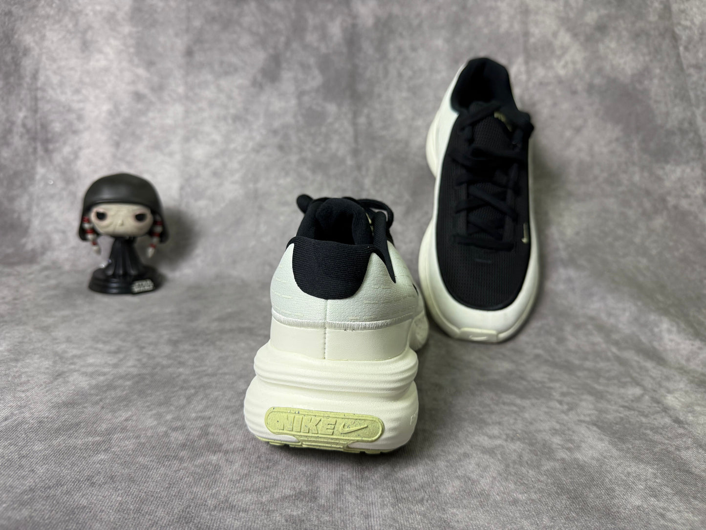 NIKE UPLIFT SC