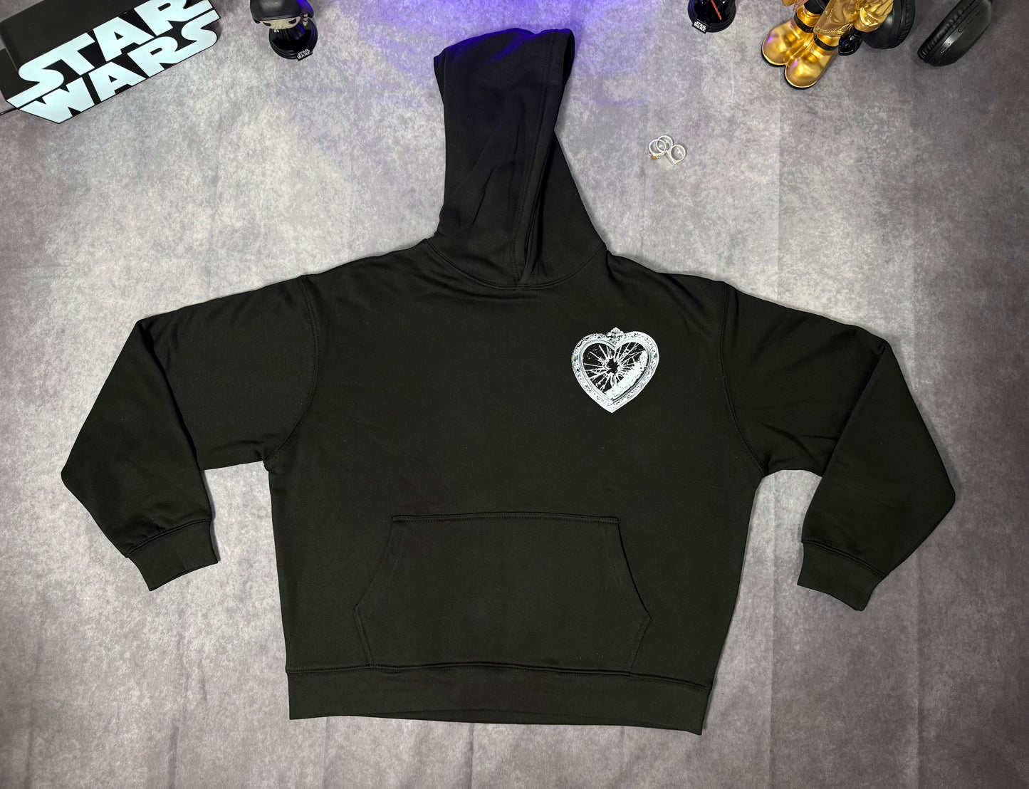 Oversized Boxy Gothic Heart Locket Graphic Hoodie