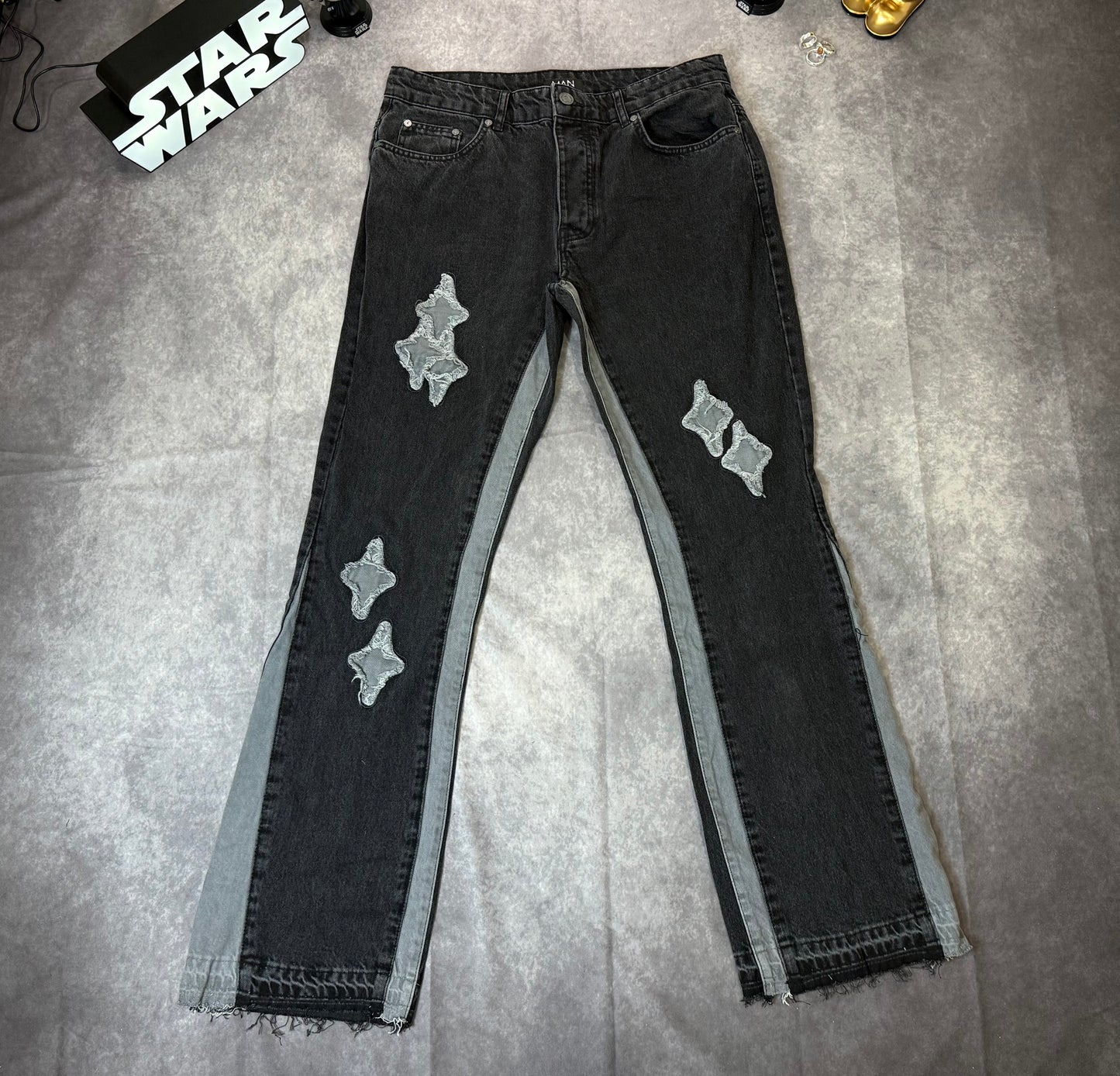 Slim Rigid Flare Applique Panel Jeans