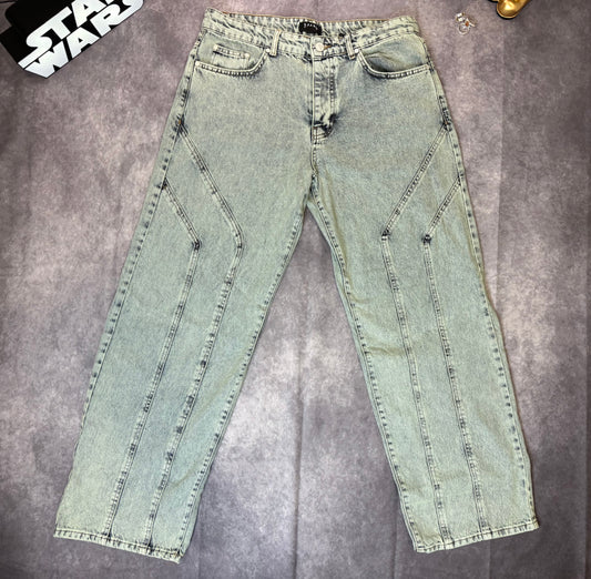 Relaxed Fit Rigid Seam Detail Jeans