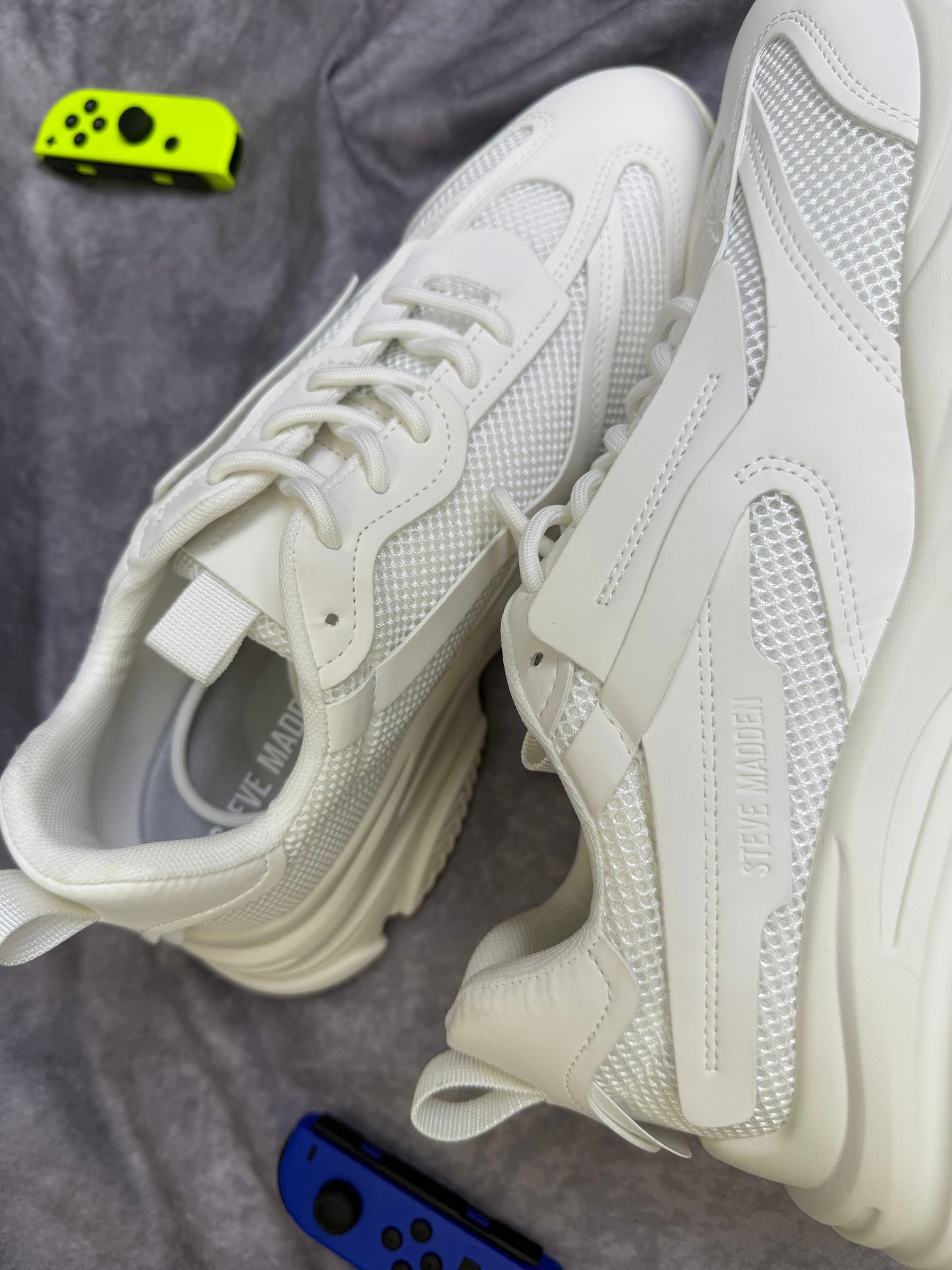 STEVE MADDEN  POSSESS