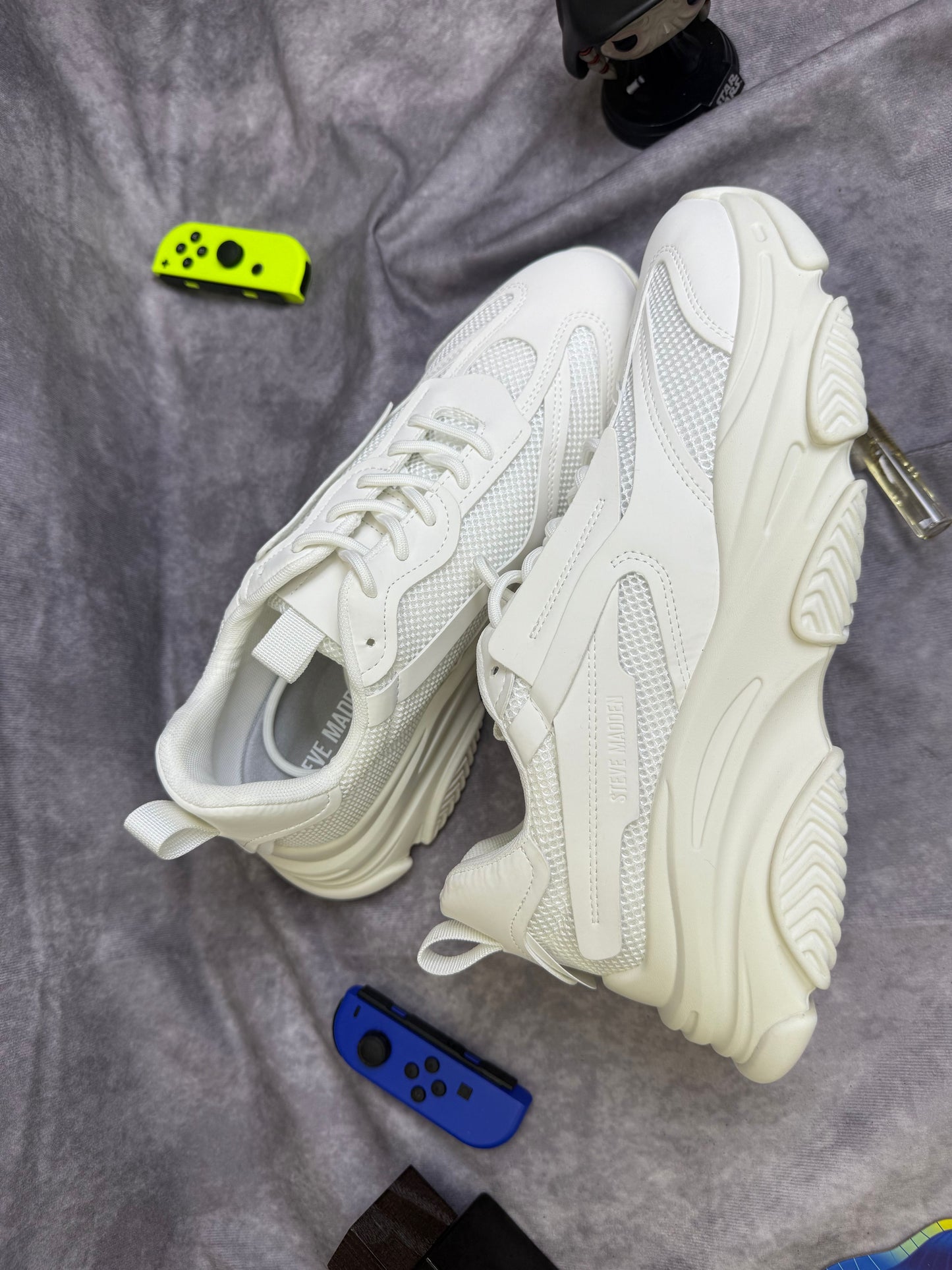 STEVE MADDEN  POSSESS