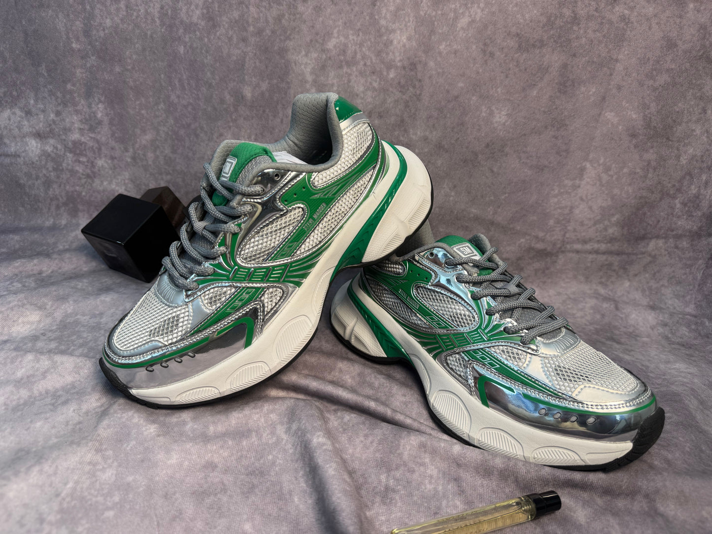 STEVE MADDEN NEVIS